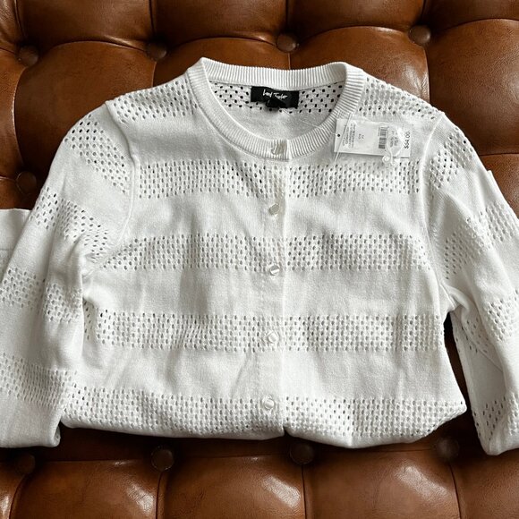 NWT! White Lightweight Cardigan / Buttondown Sweater - Picture 1 of 12